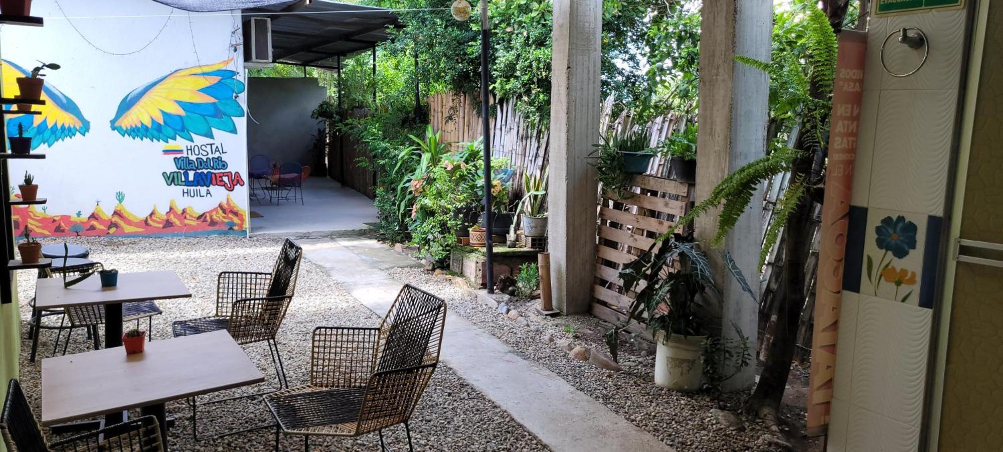 Hostal Villa Del Rio Las Brisas วิลญาเวียคา ภายนอก รูปภาพ