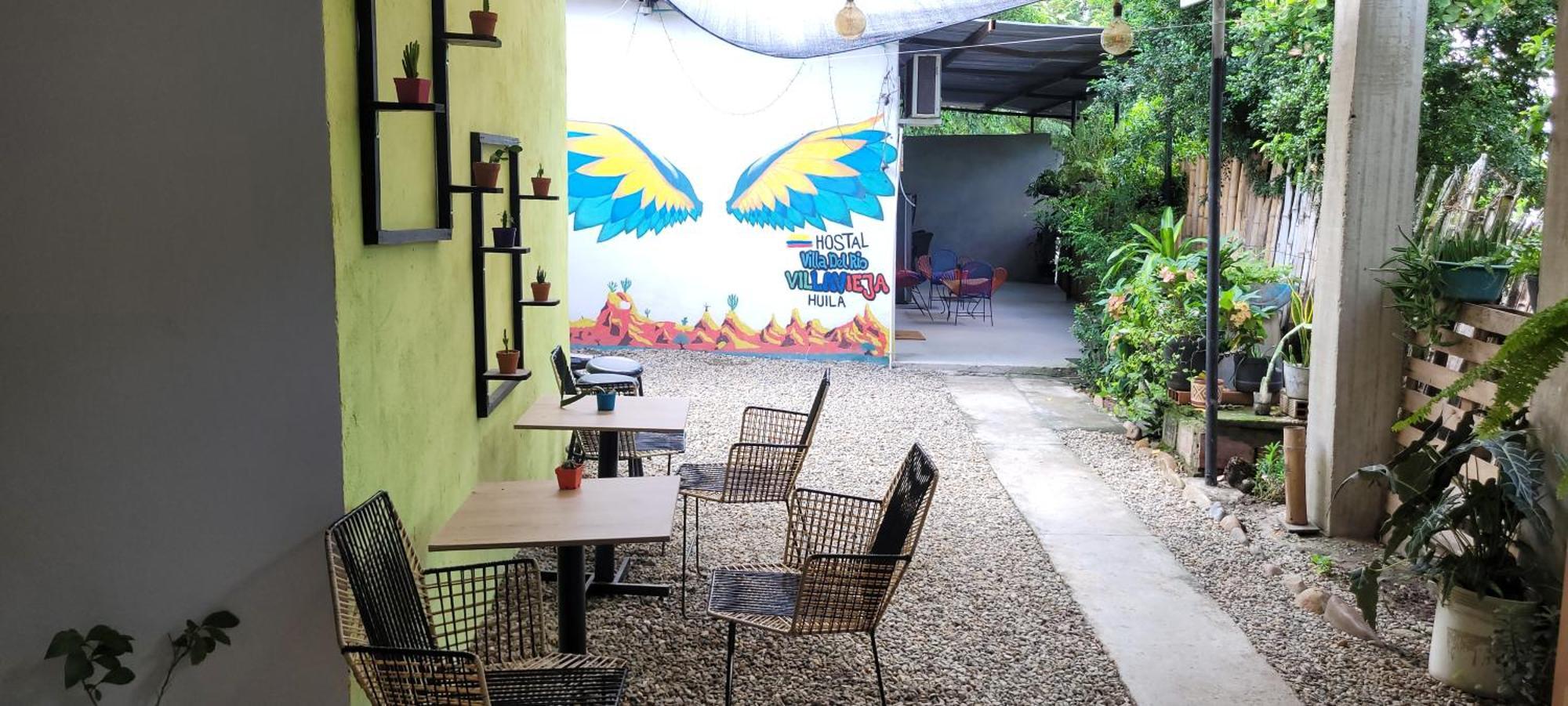 Hostal Villa Del Rio Las Brisas วิลญาเวียคา ภายนอก รูปภาพ