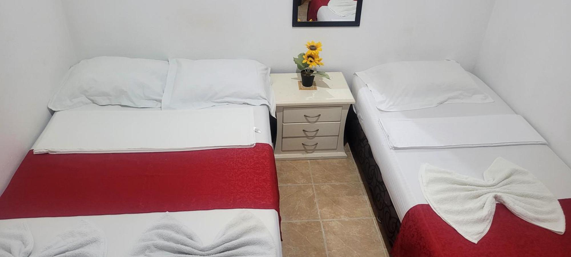 Hostal Villa Del Rio Las Brisas วิลญาเวียคา ภายนอก รูปภาพ