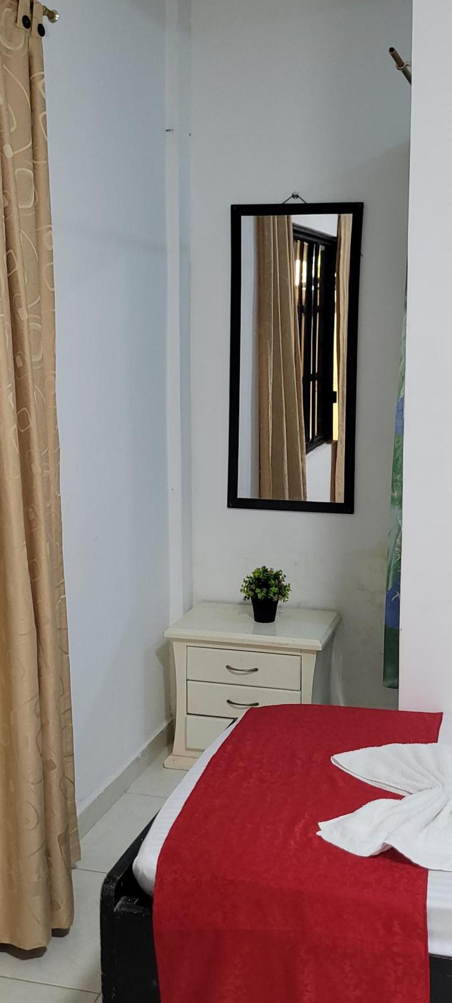 Hostal Villa Del Rio Las Brisas วิลญาเวียคา ภายนอก รูปภาพ