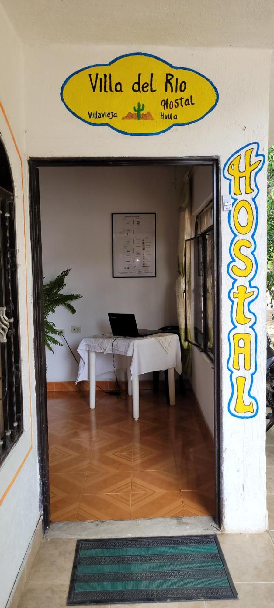 Hostal Villa Del Rio Las Brisas วิลญาเวียคา ภายนอก รูปภาพ