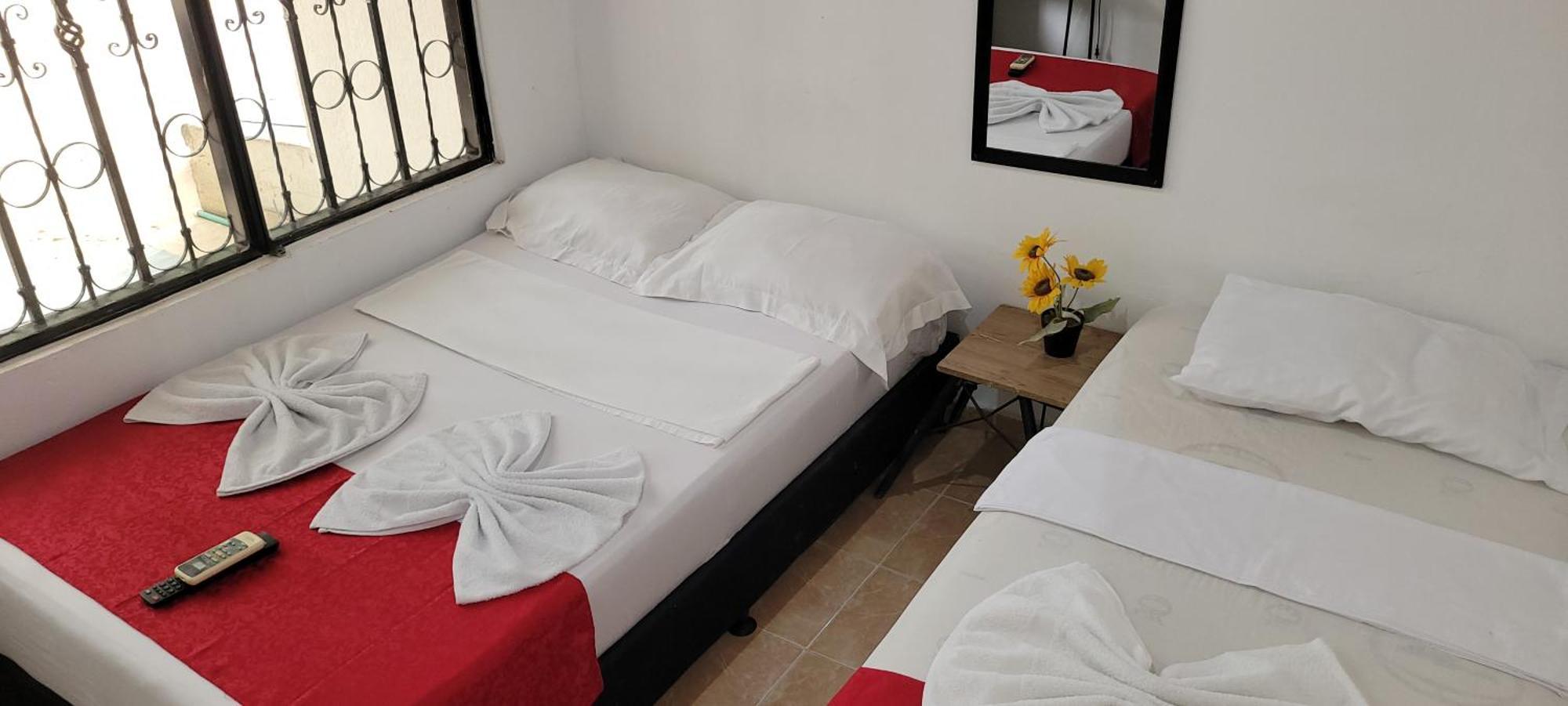 Hostal Villa Del Rio Las Brisas วิลญาเวียคา ภายนอก รูปภาพ